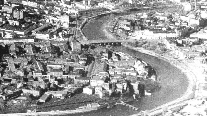 File:Kuznechny most 1.jpg